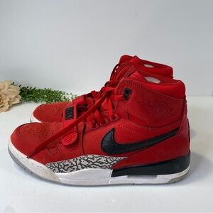 Nike Jordan Legacy 312 TORO Varsity Red Black White 2018 High Top Sneakers 11